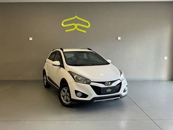 HYUNDAI HB20X 1.6 16V PREMIUM FLEX 4P AUTOMÁTICO